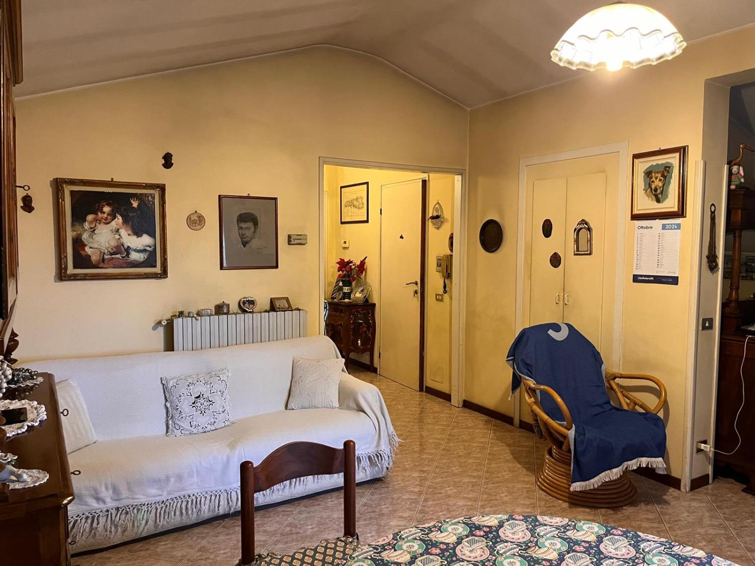 Trilocale in Via Guerralunga, Gragnano Trebbiense