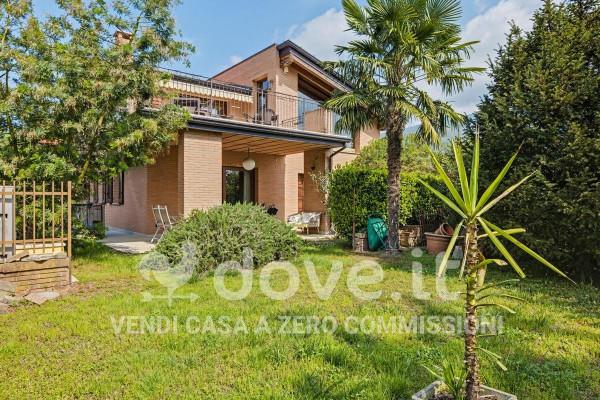 Villa in Via Vignacce 42, Gavirate