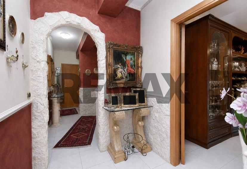 Quadrilocale in Via Giglio 1b, Aci Catena