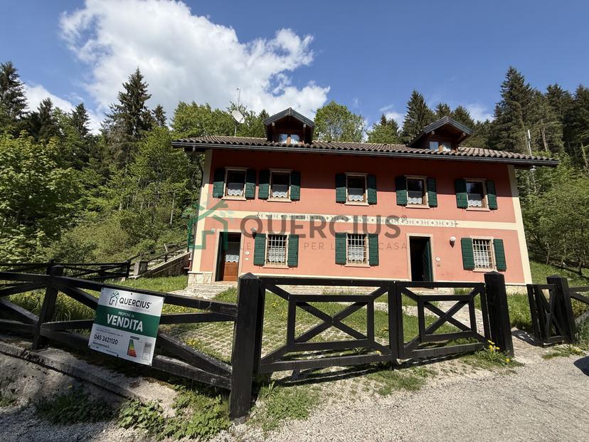 Villa in Via Magnaboschi, Roana — foto 4 di 5