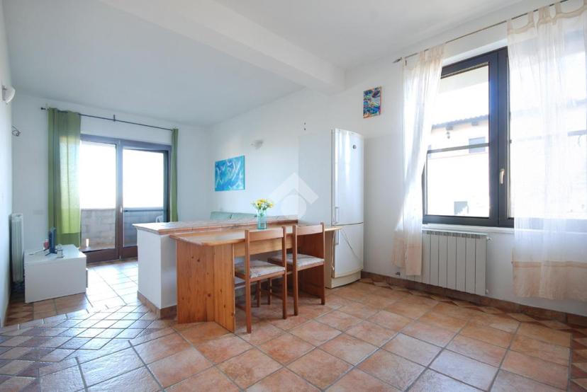 Trilocale in Via Cerulli 14, Roseto degli Abruzzi — foto 2 di 5