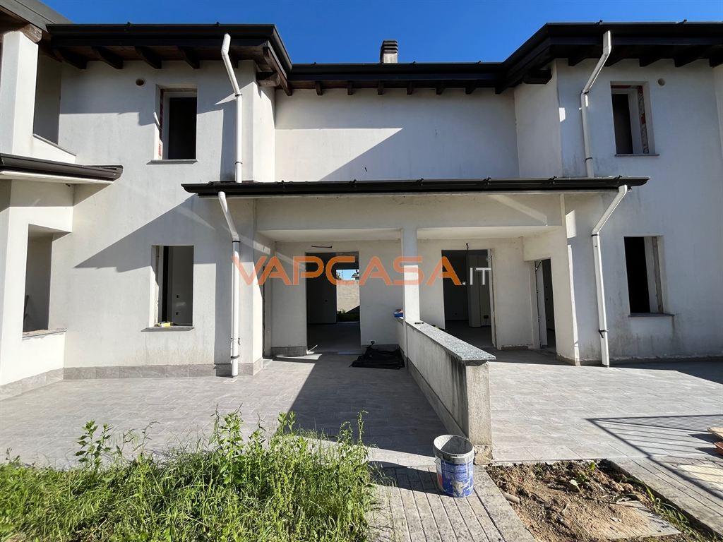 Villa a schiera in Via Monte Bianco, Castel Rozzone