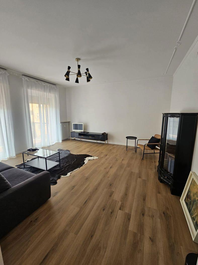 Quadrilocale in Via Mercante 3, Verona