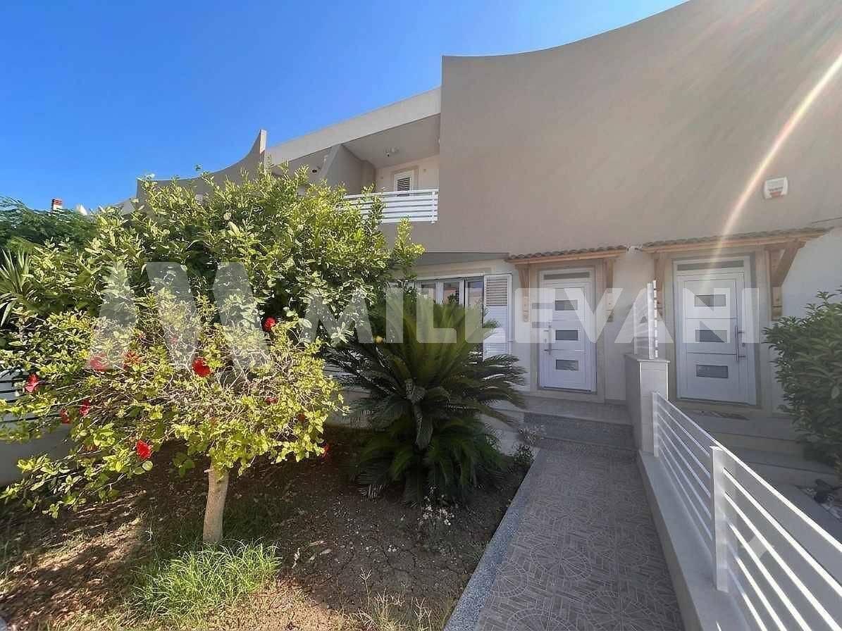 Villa a schiera in Via Peppino Impastato 1, Pozzallo