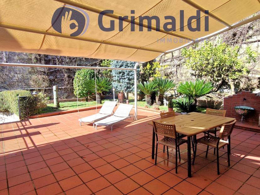 Villa in Via Comunale Guantai Ad Orsolone 177, Napoli — foto 4 di 5