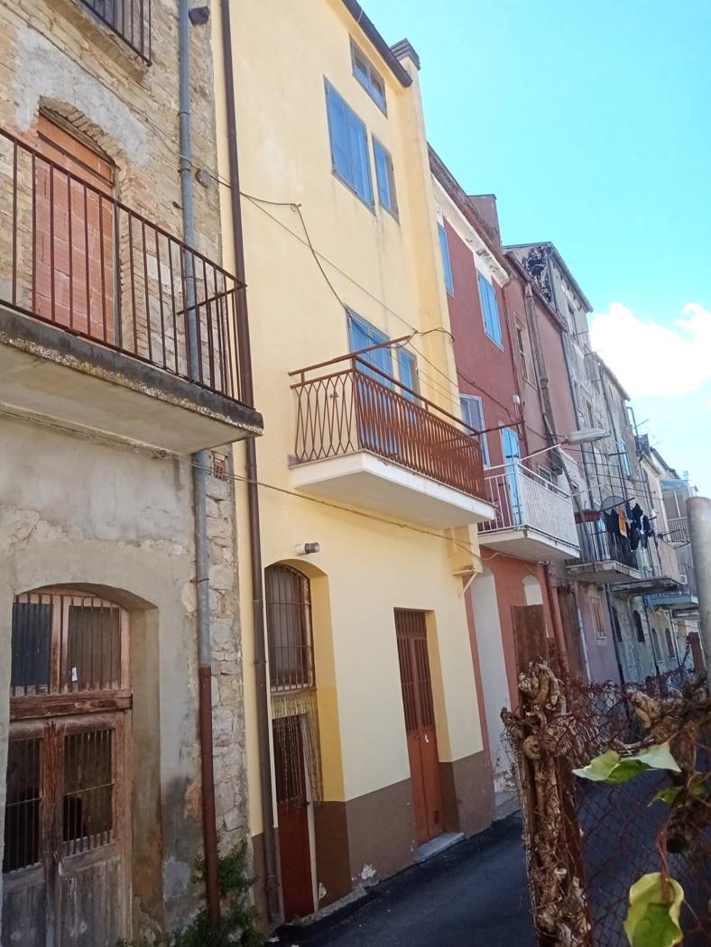 Casa indipendente in Viale S. Francesco 58, Toro — foto 4 di 5