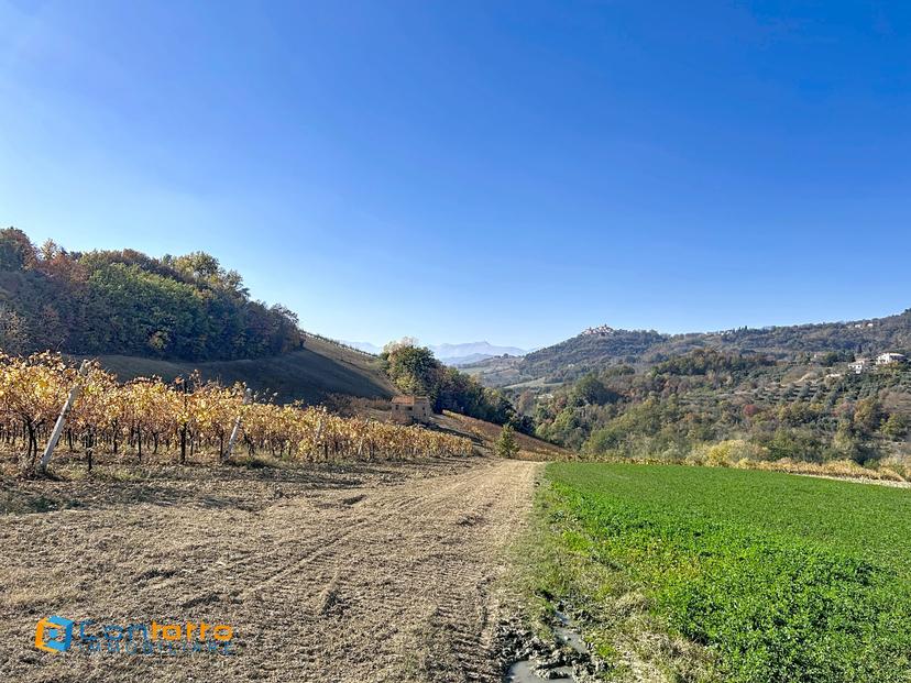 Casale in Contrada Sant'Emidio 12, Montalto delle Marche