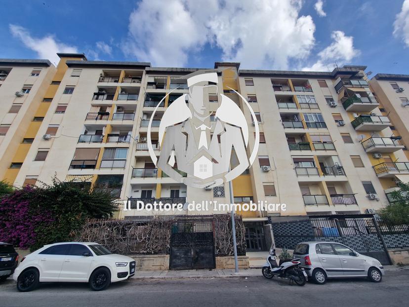 Appartamento in Via Vincenzo Barone 6, Palermo