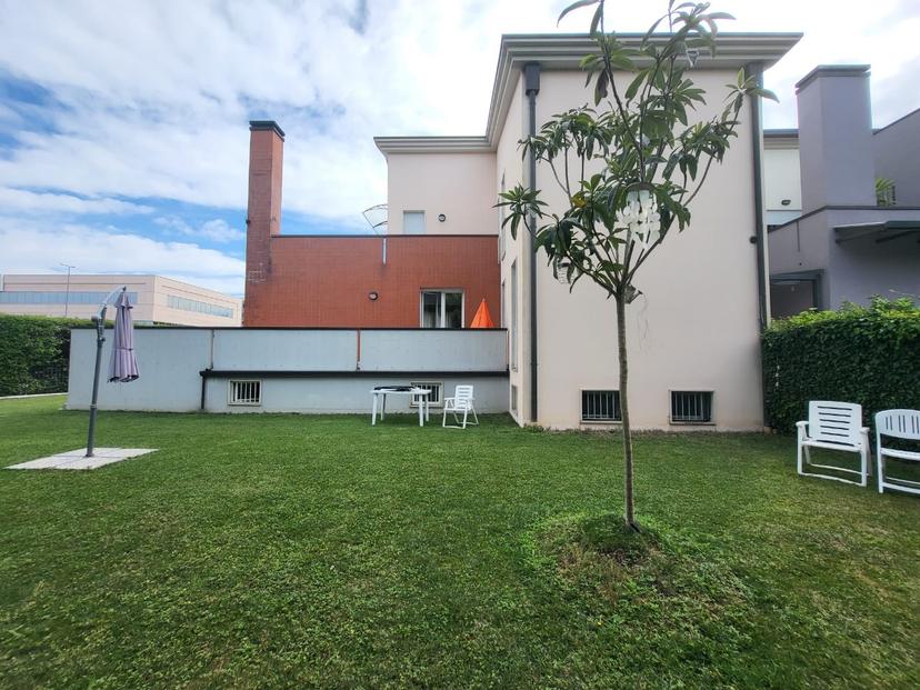 Villa bifamiliare, Vicenza — foto 2 di 5