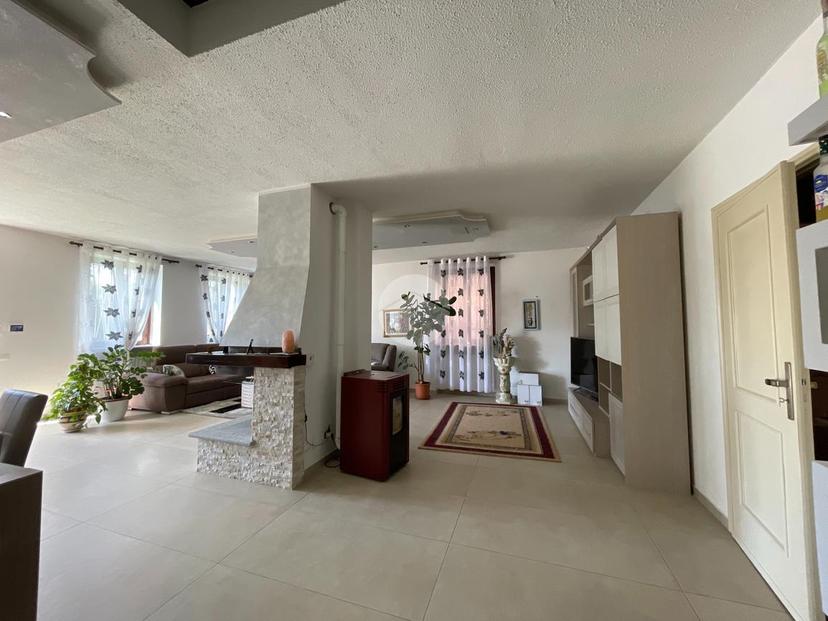 Casa indipendente in Frazione Revignano 176, Asti — foto 5 di 5