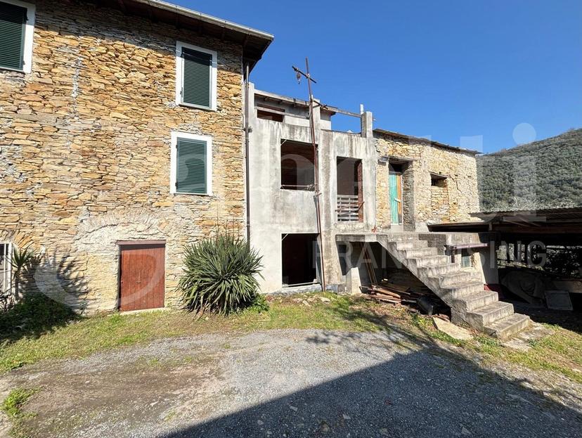 Rustico in Via Acquasanta, Dolcedo