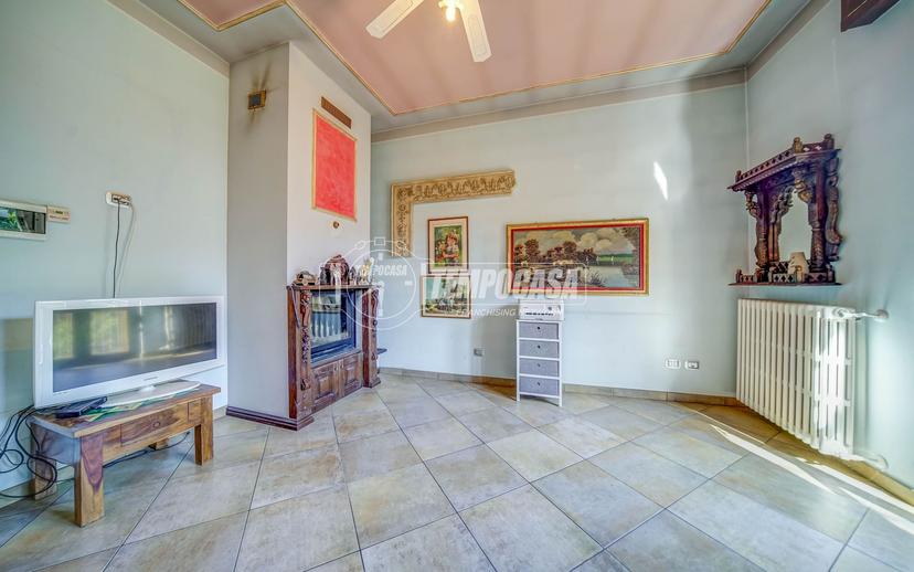 Casa indipendente in Via Rovigo, Samarate — foto 4 di 5