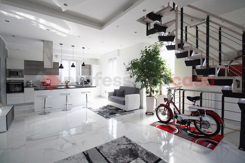 Villa in Via Tolstoj 11, Brembate — foto 4 di 5