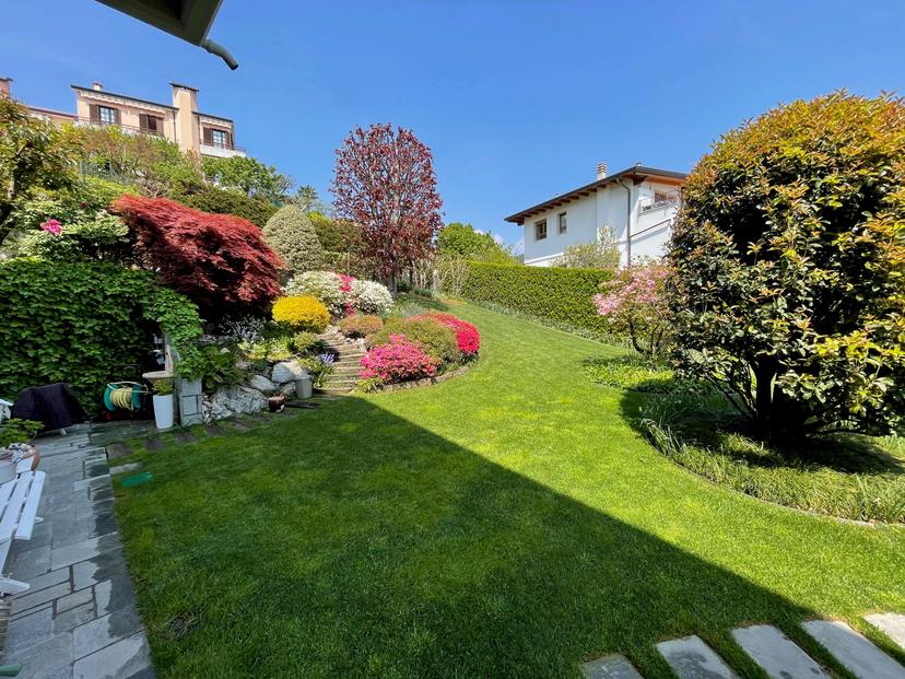 Villa a schiera in Via Casartelli , Como — foto 4 di 5