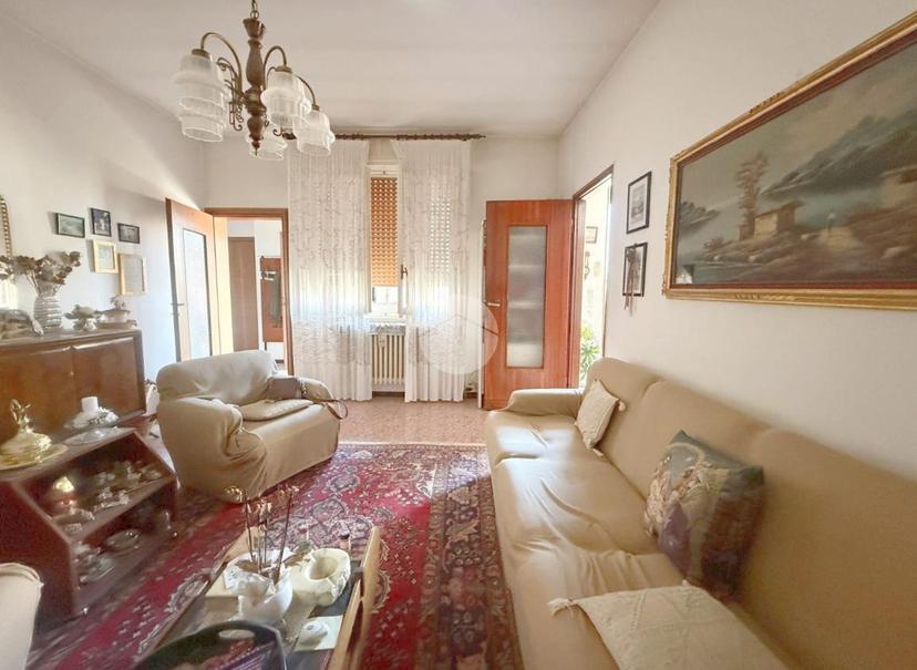 Casa indipendente in Via Giacomo Matteotti 4, Triuggio