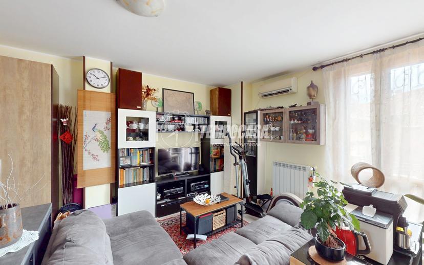 Quadrilocale in Via Madre Geltrude Comensoli 1, Comazzo — foto 2 di 5