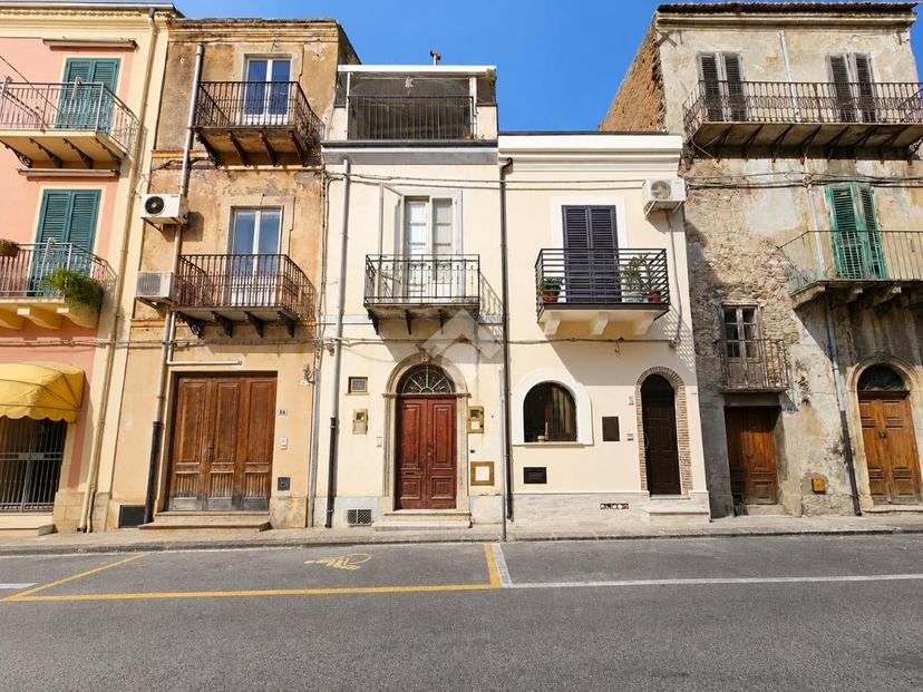Casa indipendente in Via Guglielmo Marconi, Santa Lucia del Mela — foto 5 di 5
