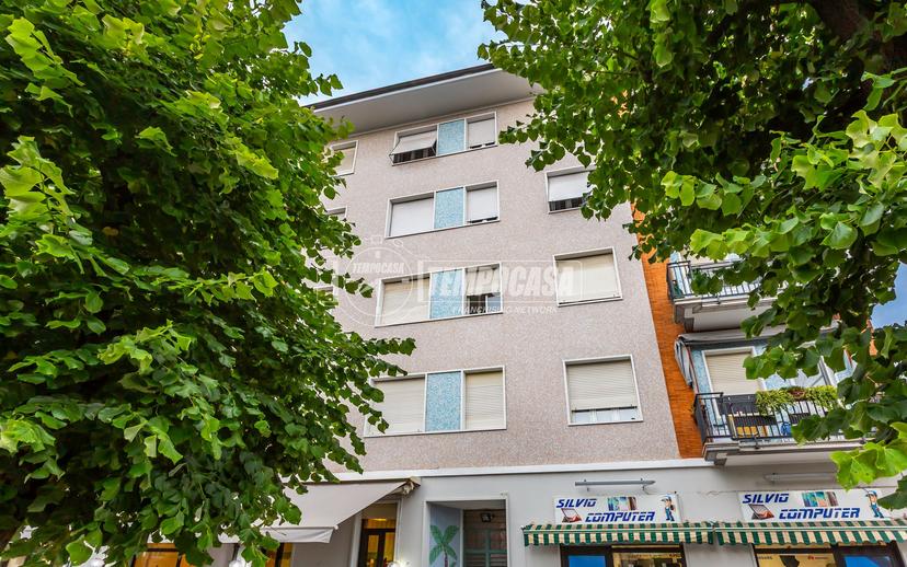 Trilocale in Viale Regina Elena 102, Fossano — foto 3 di 5