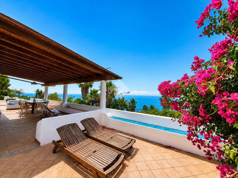 Villa in Via Gelso, Lipari — foto 2 di 5