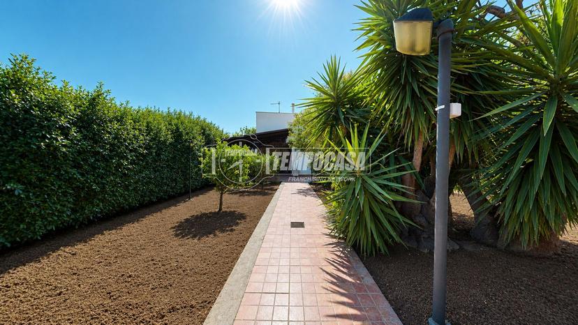 Villa in Viale Carbonelli, Conversano — foto 2 di 5