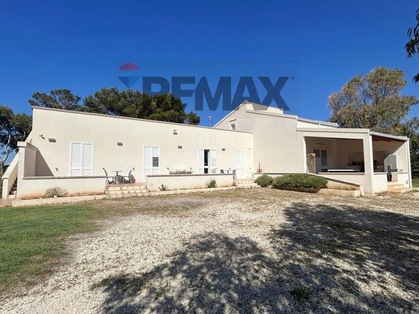 Villa in Sp 51 Dir Tg 8 Snc, Campobello di Mazara — foto 3 di 5