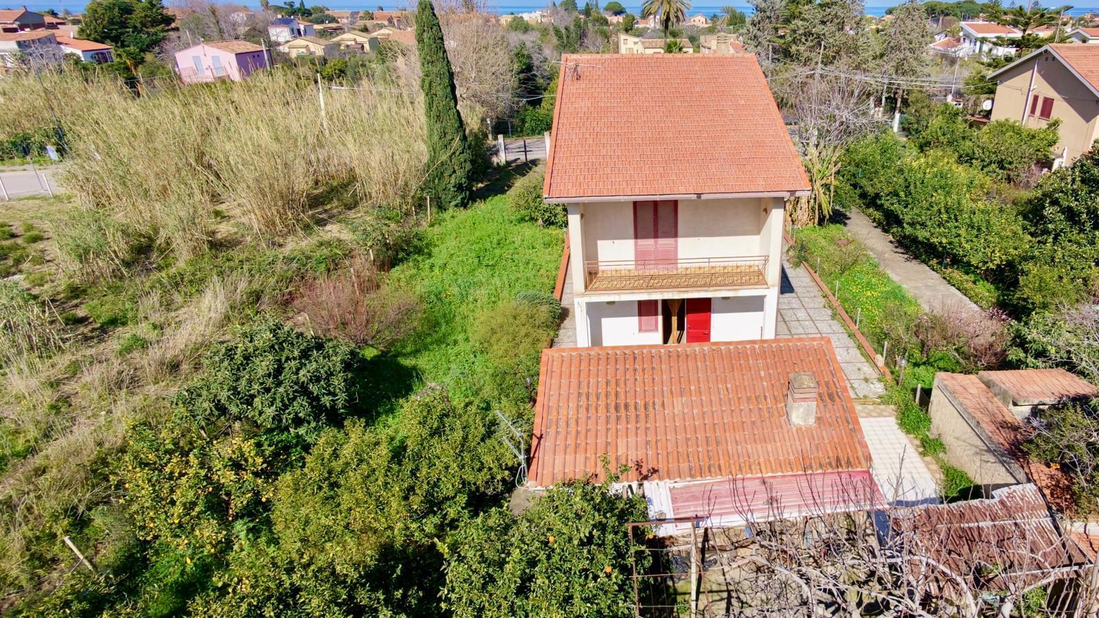 Casa indipendente in Via delle Salinelle 2, Lascari