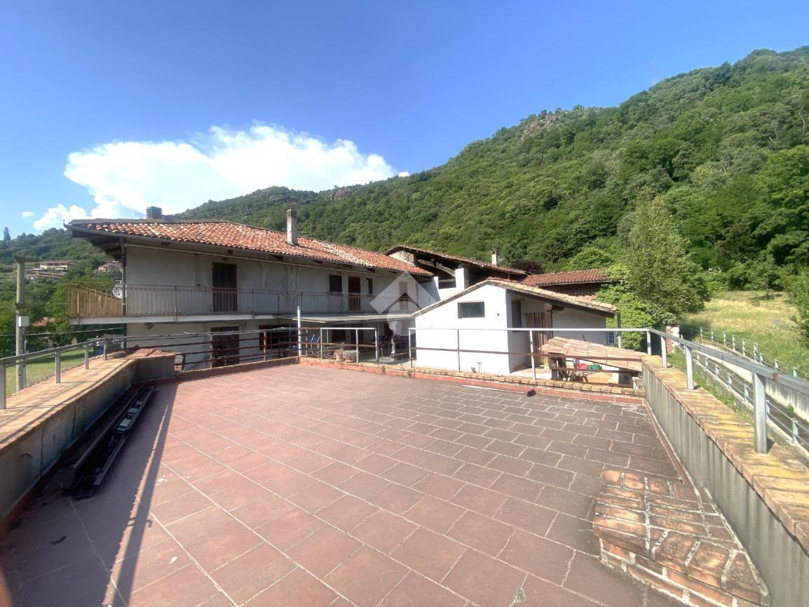 Trilocale in Via Palma 94, Borgofranco d'Ivrea