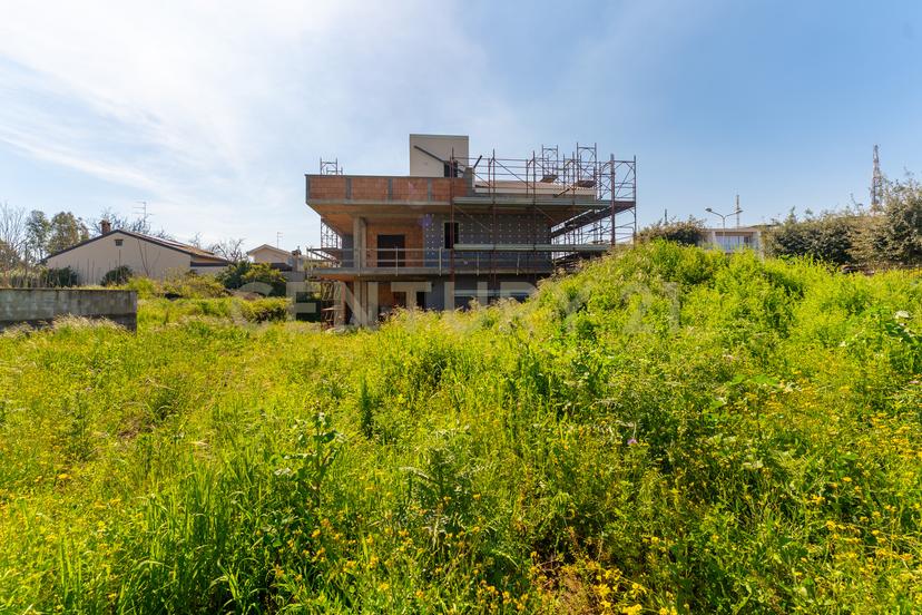Villa a schiera in Via Alessandro Manzoni 72, Valverde — foto 2 di 5