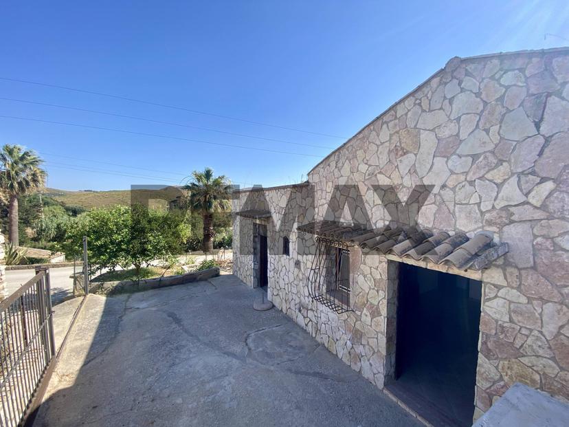 Casa indipendente in Contrada Castello di Baida Snc, Castellammare del Golfo — foto 2 di 5