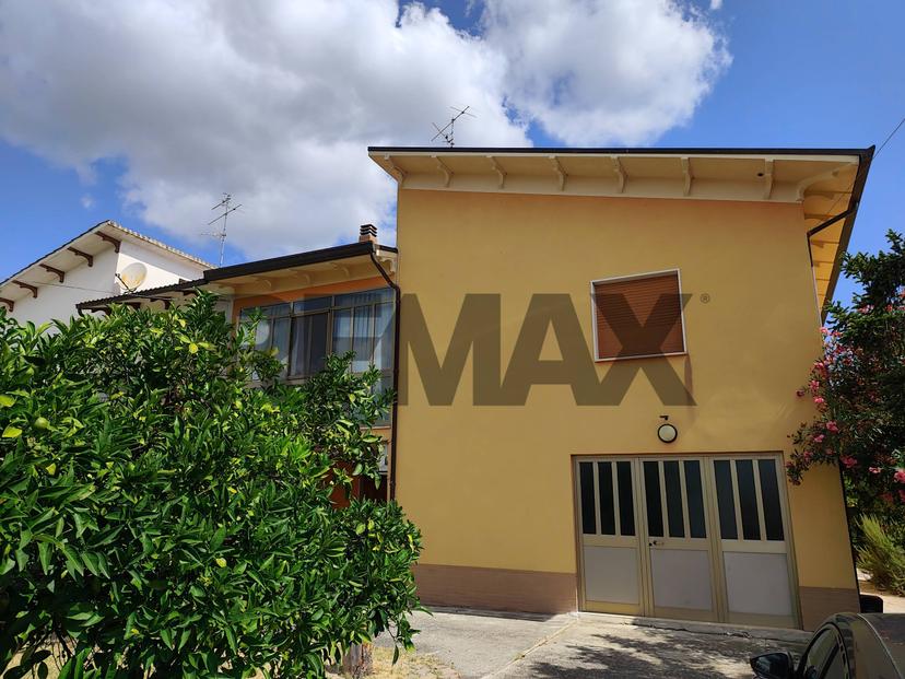 Casa indipendente in C.da Piano Croce 32, Pollutri — foto 2 di 5