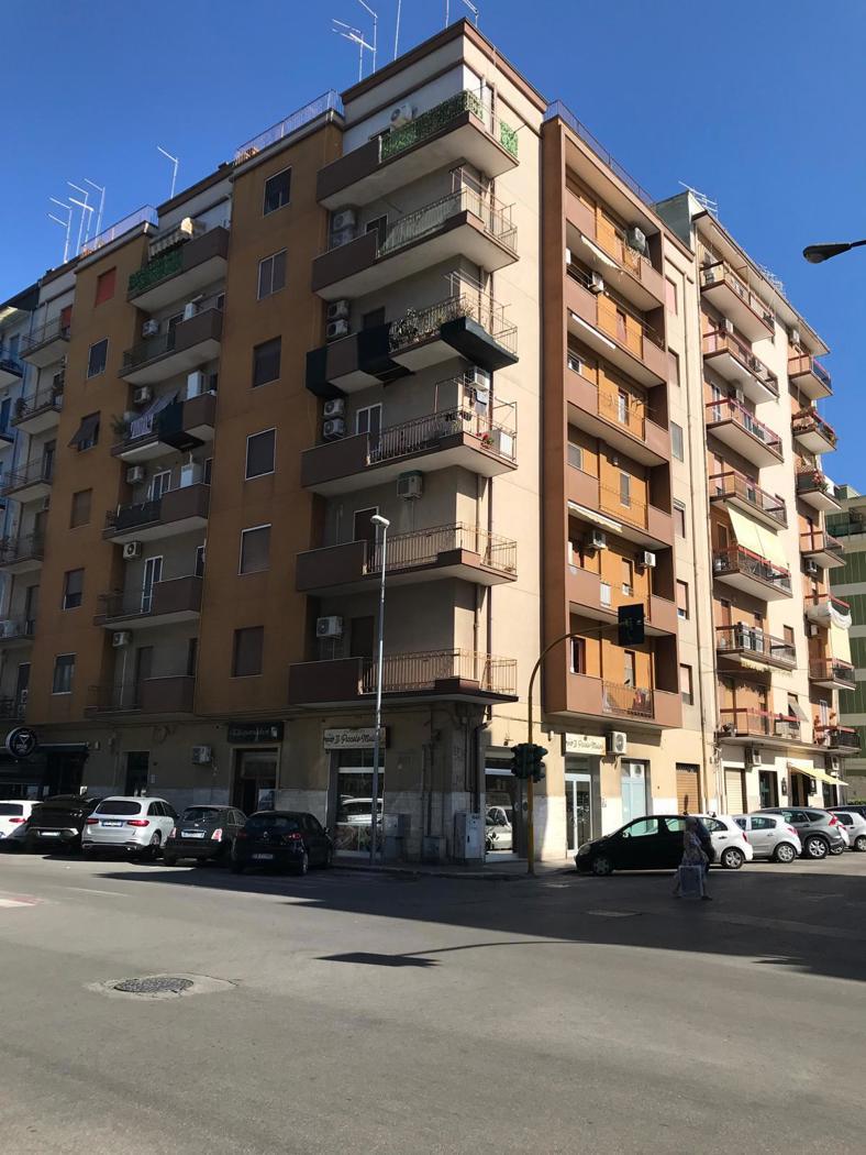 Trilocale in Via Dante 184, Taranto