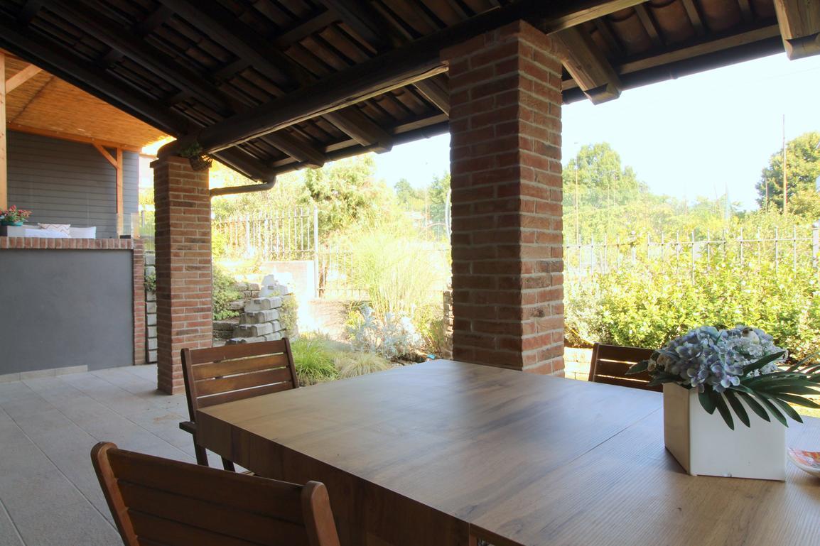 Casa indipendente in Via Maunera 8, Sommariva Perno