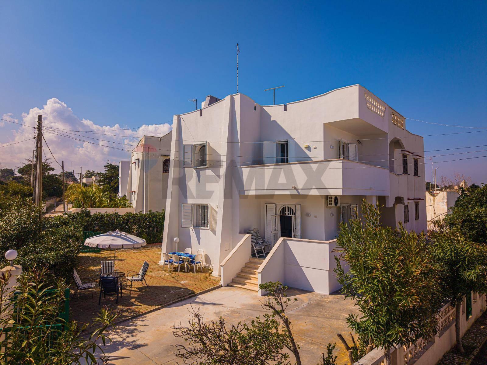 Villa in Via Calarena, Mola di Bari