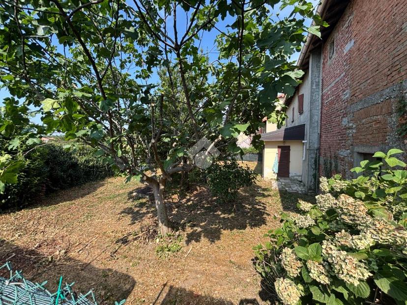 Casa indipendente in Via Vaglio 22, Varallo Pombia — foto 3 di 5