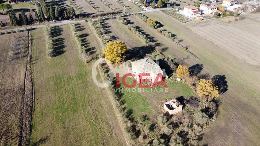Casale in Massa Carrara, Torrita di Siena — foto 3 di 5