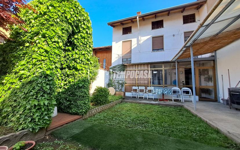 Casa indipendente in Via Carlo Felice Trossi, Gaglianico — foto 2 di 5