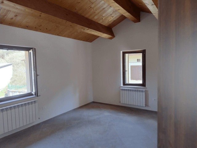 Casa indipendente in Comune di Preci, Preci — foto 2 di 5
