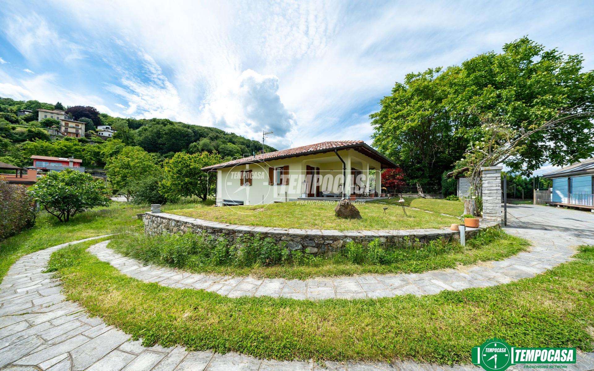 Villa in Via Santa Caterina 10, Stresa