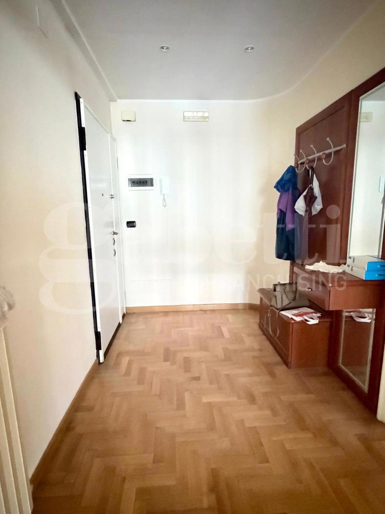 Appartamento in Via Rizzitelli, Barletta