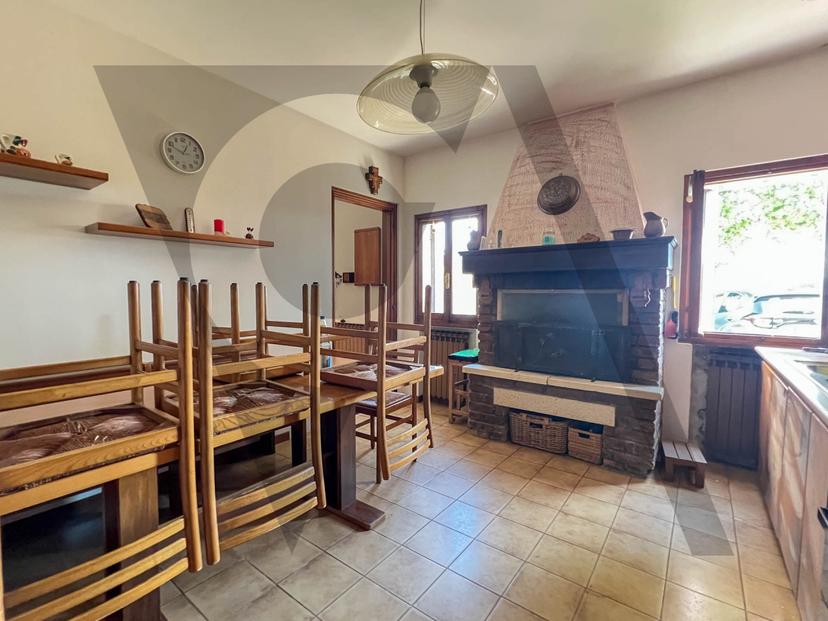 Casa indipendente in Via Giuseppe Giusti, Correzzola — foto 2 di 5