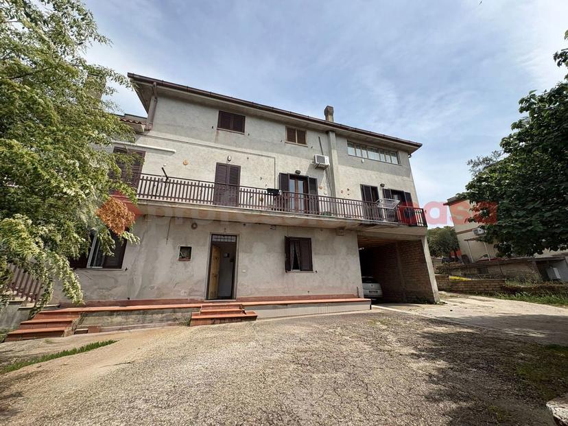 Bilocale in Via Nettunense 105, Aprilia — foto 3 di 5