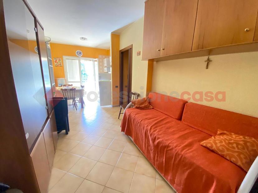 Bilocale in Viale Sicilia  Snc, Cellole — foto 4 di 5