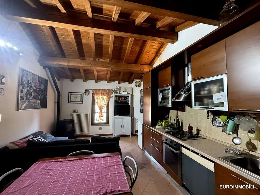 Trilocale in Via Val Termina, Traversetolo