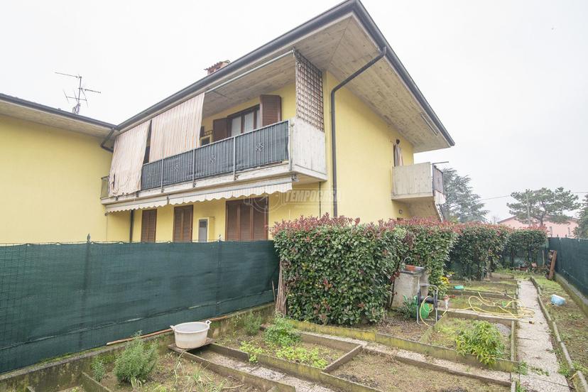 Trilocale in Via Badalasco, Fara Gera d'Adda — foto 3 di 5