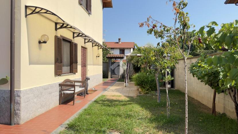 Villa in Via Cavone 20, Gambolò — foto 3 di 5