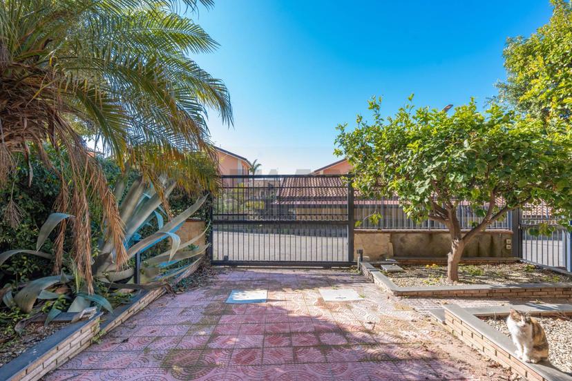 Villa in Via Enrico Berlinguer 5, Trecastagni — foto 3 di 5