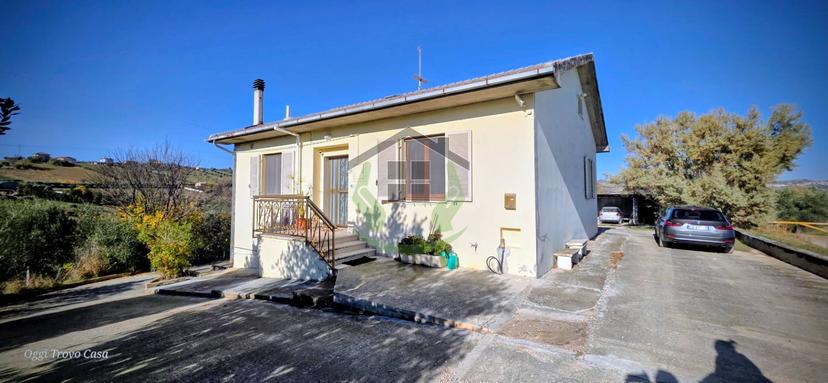 Casa indipendente in Via Chiarini, Castel di Lama — foto 5 di 5