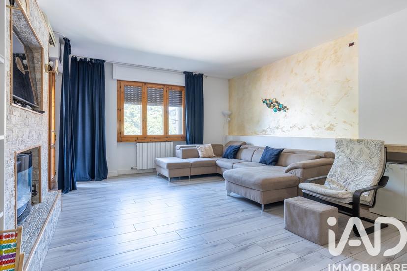 Appartamento in Via Cilento 45, Prato