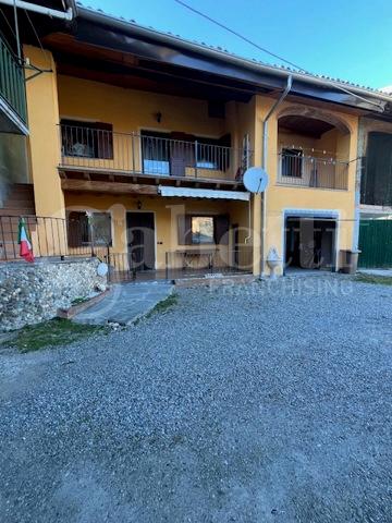 Casa indipendente in Via Fratelli Cairoli 35, Gaglianico