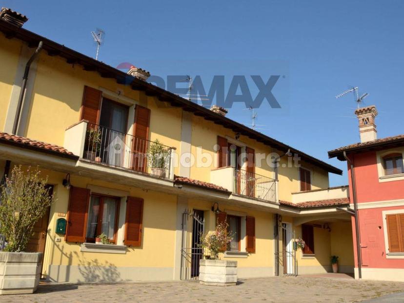 Villa a schiera in Via Piave 17, Santo Stefano Lodigiano — foto 2 di 5